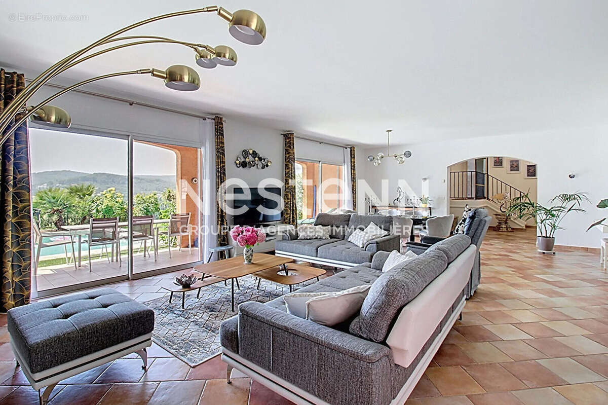 Maison à DRAGUIGNAN