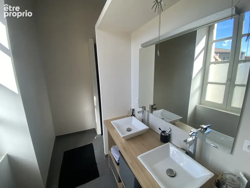 Immeuble avec appartement et bureaux  au cœur d'Auch - photo 4