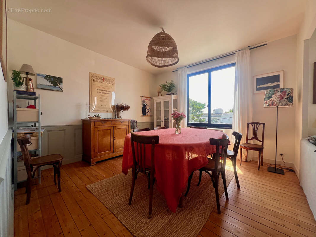 Appartement à LARMOR-PLAGE