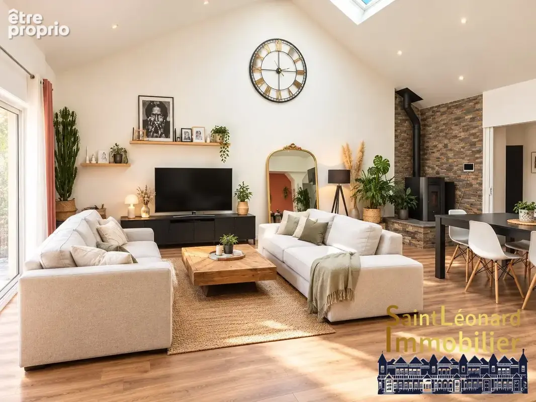 Photo Maison à Fougeres au prix de 352 000€