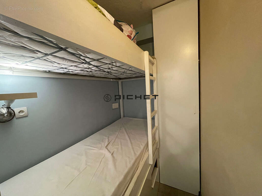 Appartement à ARETTE