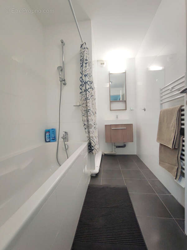 Appartement à CARRY-LE-ROUET