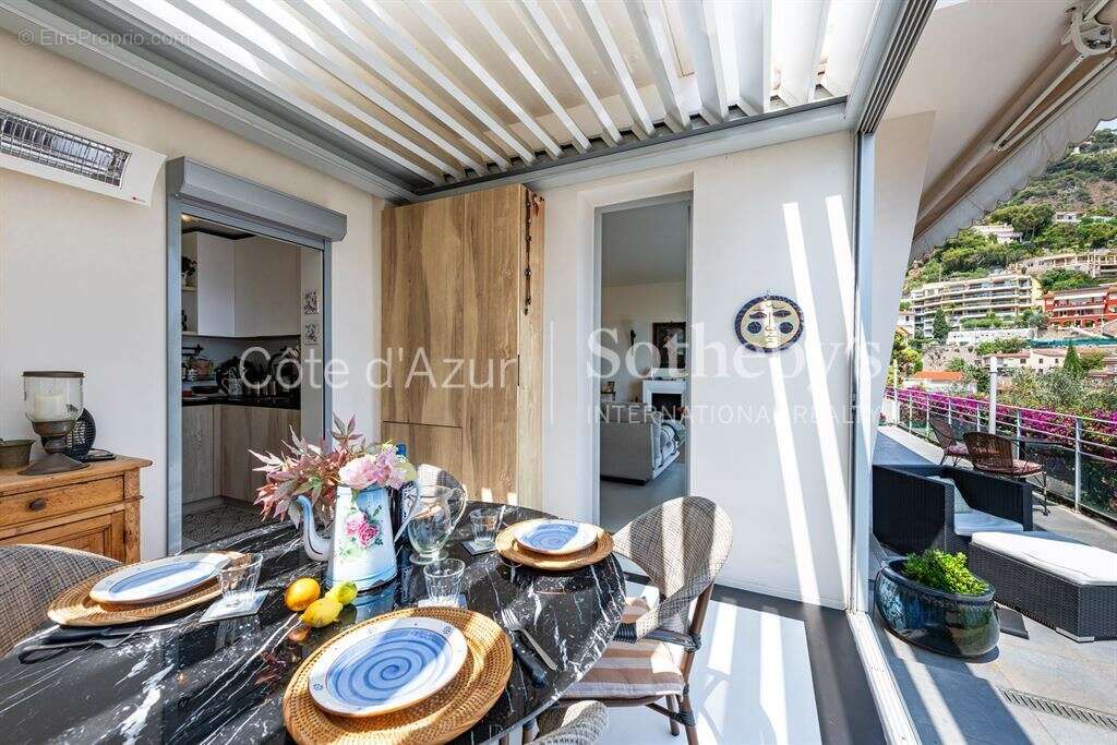 Élégant appartement avec terrasse et vue mer panoramique - photo 9