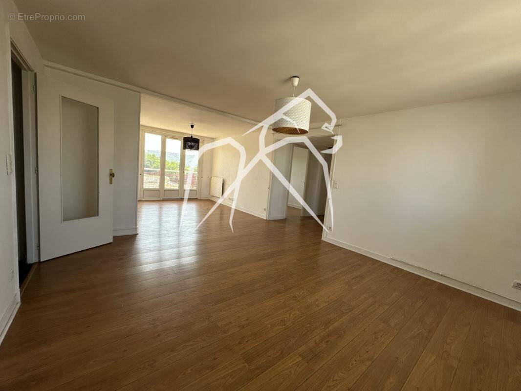 Appartement à SOTTEVILLE-LES-ROUEN