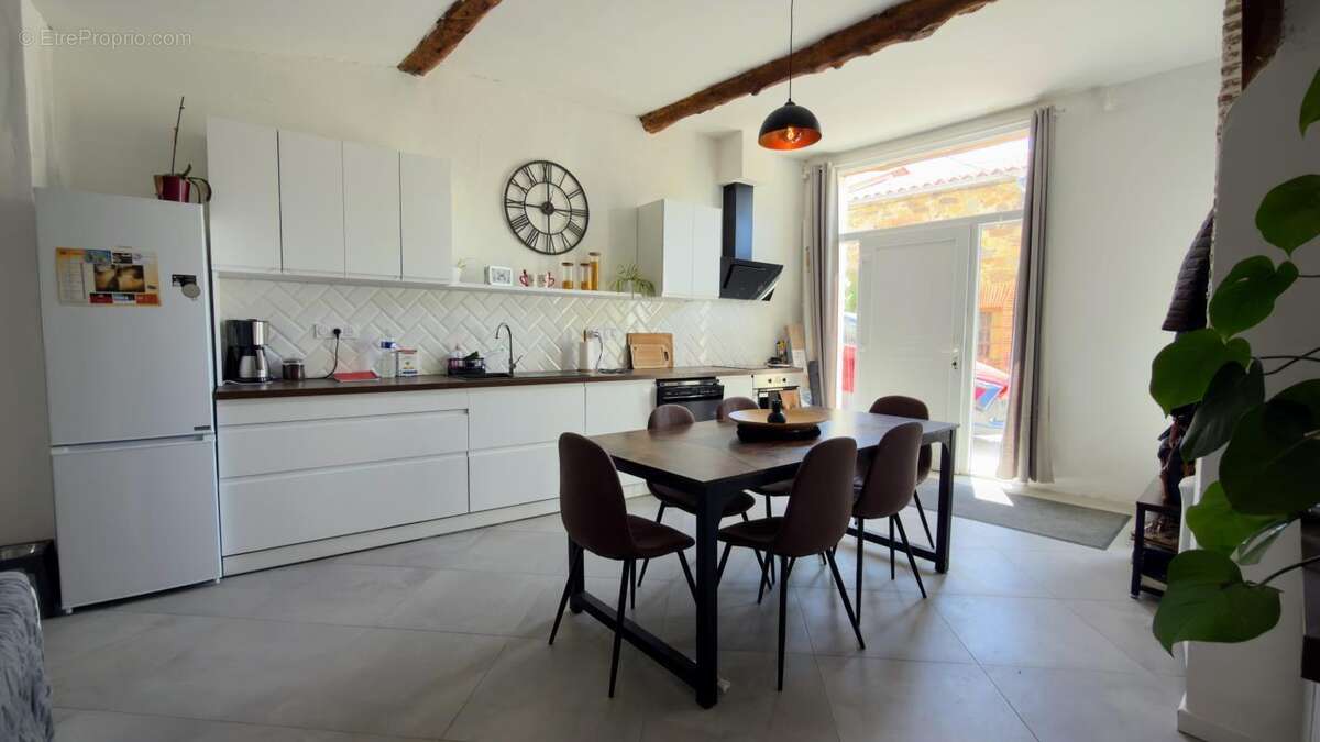 Maison 100 m² à Montauriol  - photo 6