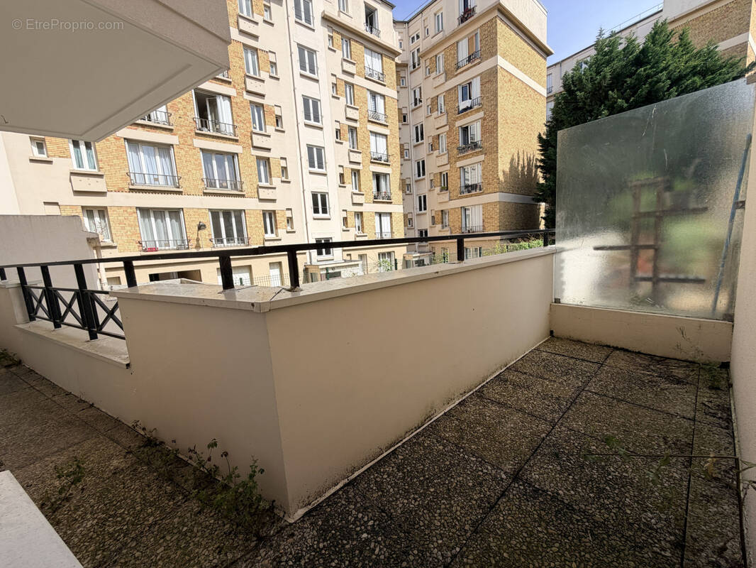 Appartement à ISSY-LES-MOULINEAUX