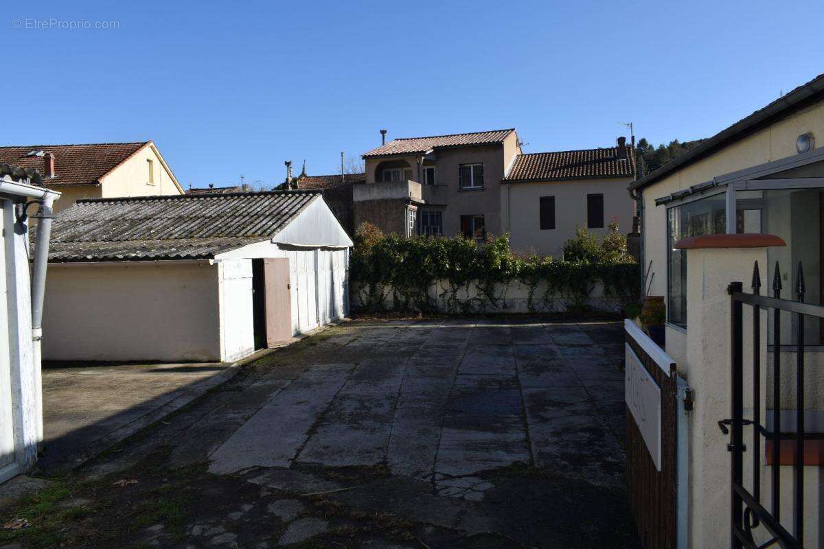 Maison à QUILLAN