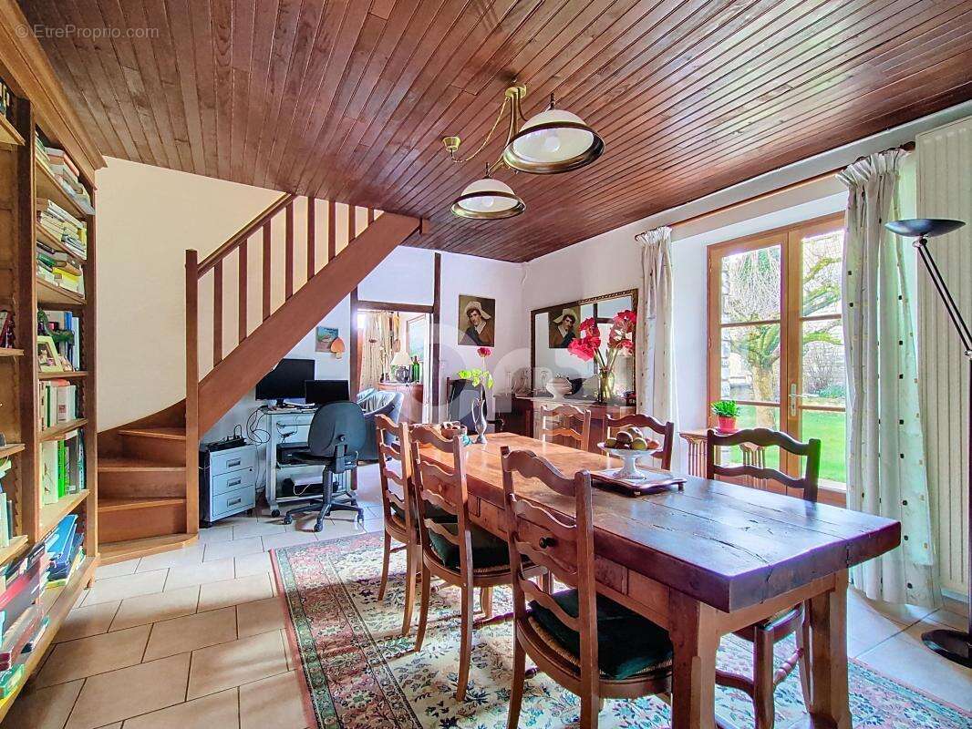 Maison à LAFERTE-SUR-AUBE