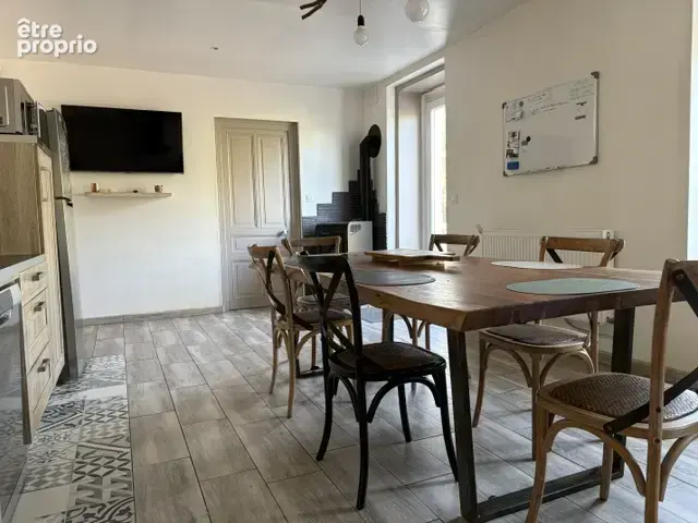 A vendre Belle maison 242 m2 à Cheffois 5 chambres avec Piscine - photo 5