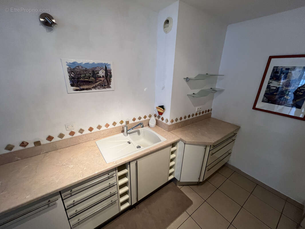 Appartement à SALON-DE-PROVENCE