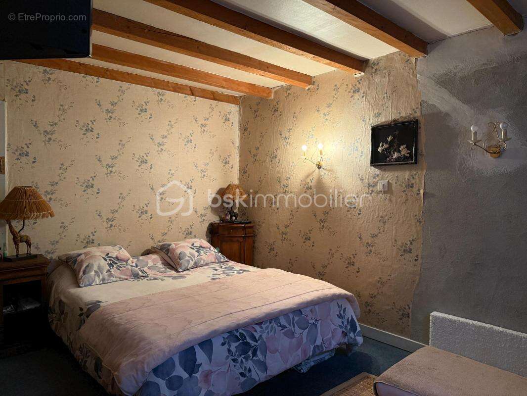 Maison de caractère 104 m² – Terrain 17,5 ha – Les Tourrettes (26740) - photo 13