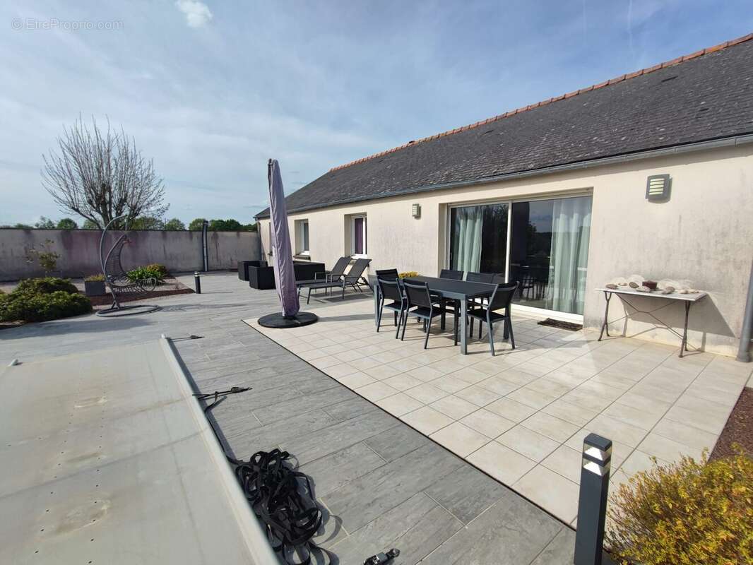 Maison à JOUE-LES-TOURS