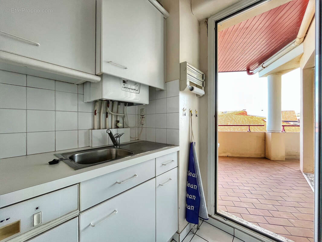 Appartement 4 pieces front de mer avec terrasse et parking - photo 18