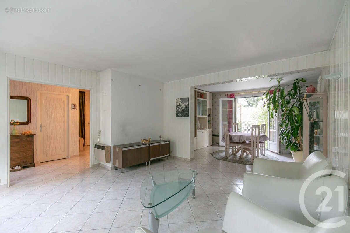 Maison à CHAMPIGNY-SUR-MARNE