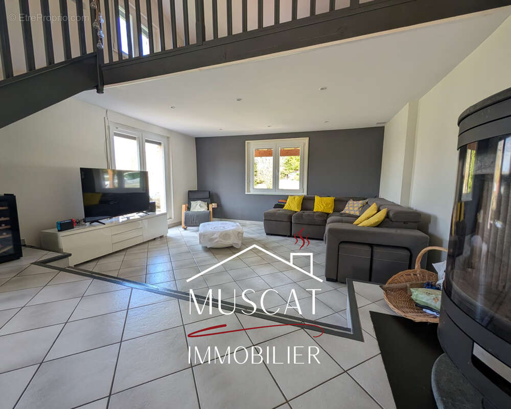 Maison à SAINT-QUENTIN-FALLAVIER