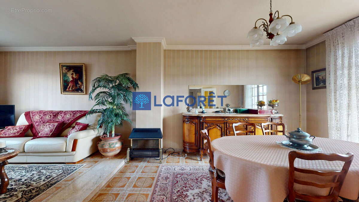 Maison à ATHIS-MONS