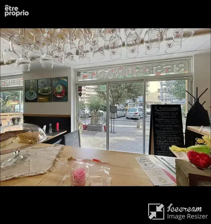 JUAN LES PINS, restaurant, 80 couverts, 100 M des plages, terrasse, parking, excellent état. - photo 7