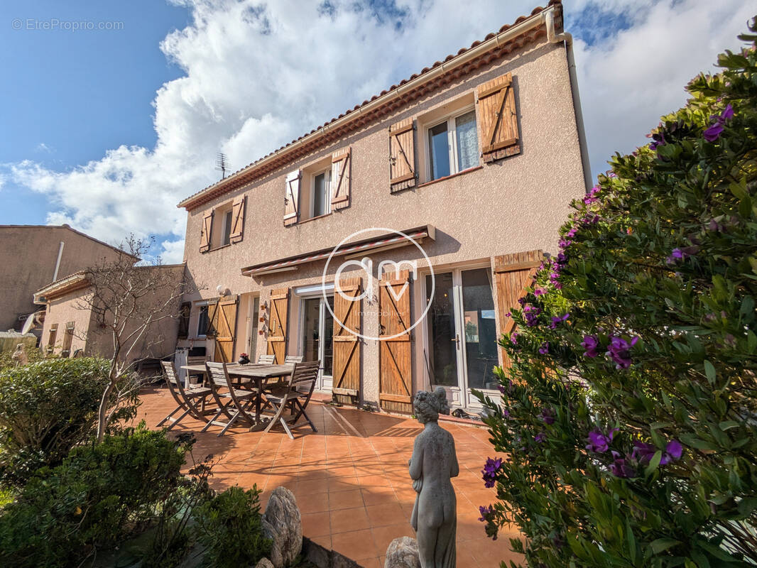 Maison à LA LONDE-LES-MAURES