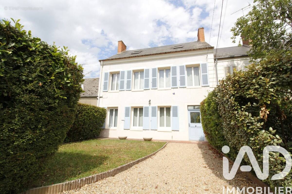 Photo 1 - Maison à CORBEILLES