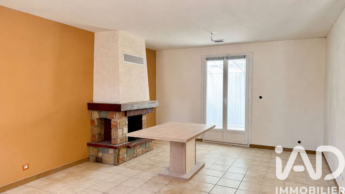Photo 2 - Maison à BRUYERES-SUR-OISE