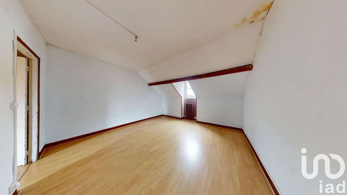 Photo 5 - Appartement à MONTEREAU-FAULT-YONNE