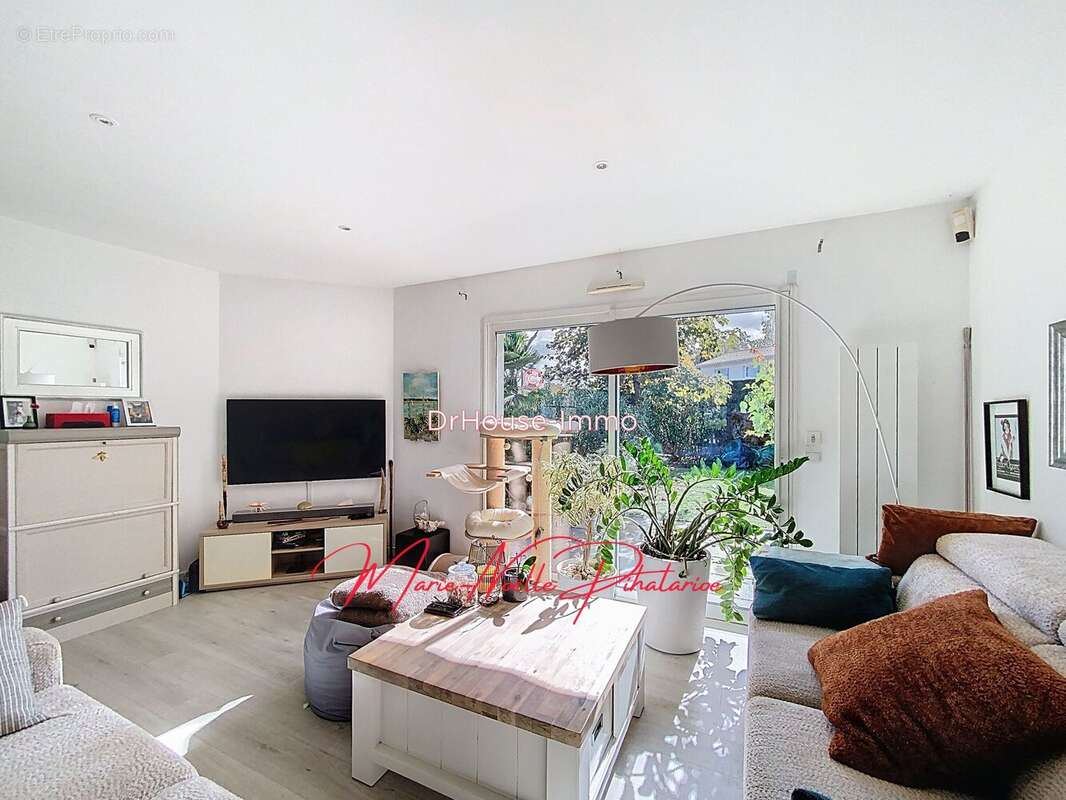 Maison à SAINT-MEDARD-EN-JALLES