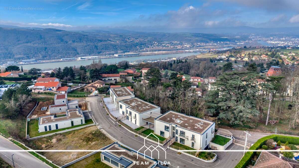 Appartement à SEYSSUEL
