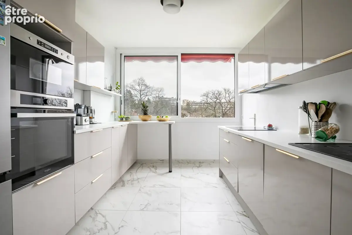 Appartement DERNIER ETAGE 3 chambres Saint Germain - photo 2
