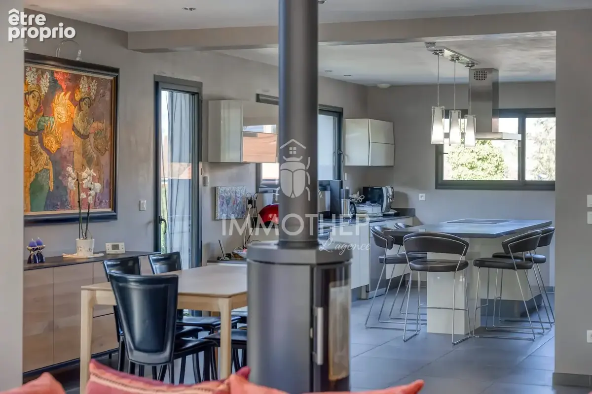 Maison 5 pièces 192 m² à vendre à Vaulnaveys-Le-Haut (38410) - photo 3