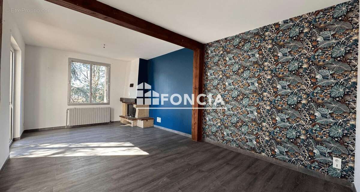 Maison à VILLEFRANCHE-DE-ROUERGUE