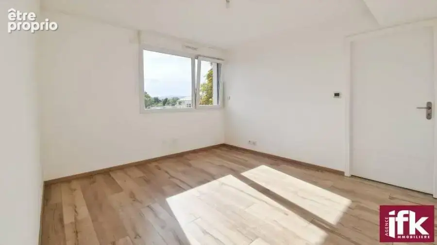 HORBOURG-WIHR : Appartement 2 pièces avec terrasse, garage et parking - photo 11