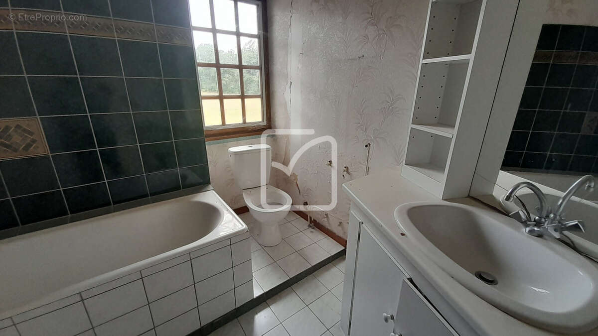 Maison à CRESSENSAC