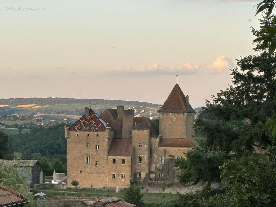 Maison à PIERRECLOS