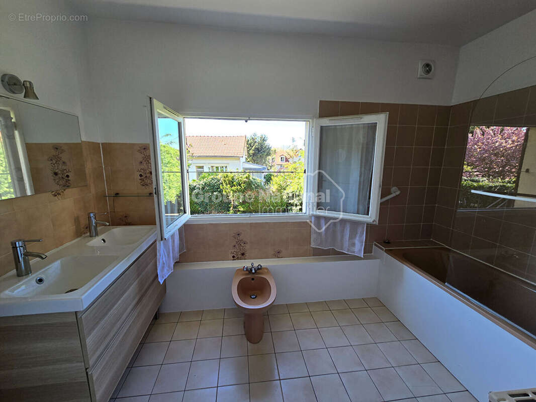 Maison à VERSAILLES