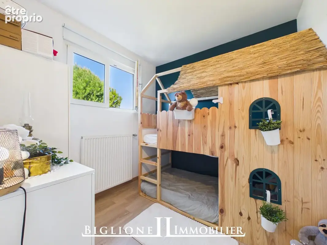 Appartement 80 m² à Montfermeil  - photo 8