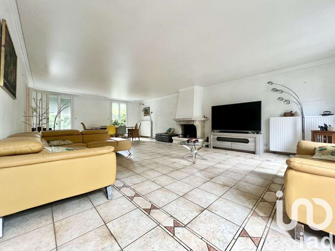 Photo 5 - Maison à VILLECRESNES