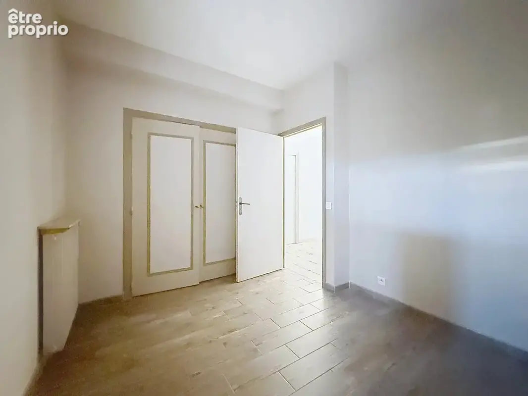 Nice Napoléon III - villa individuelle 140 m² - terrain -double garage. - photo 4