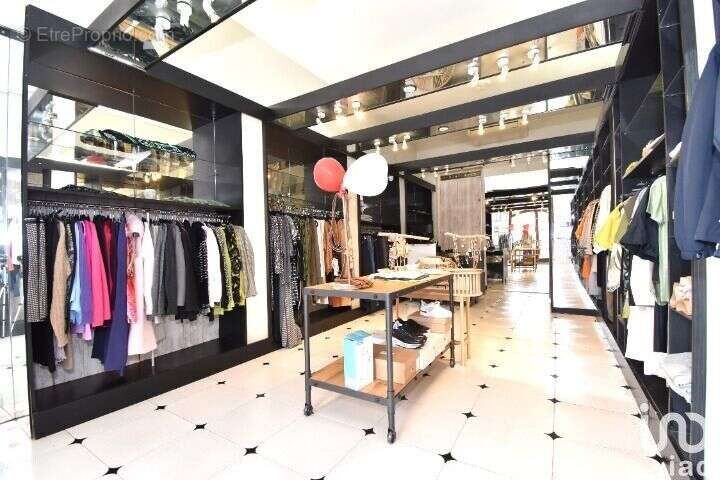 Photo 3 - Commerce à SAINT-LYS