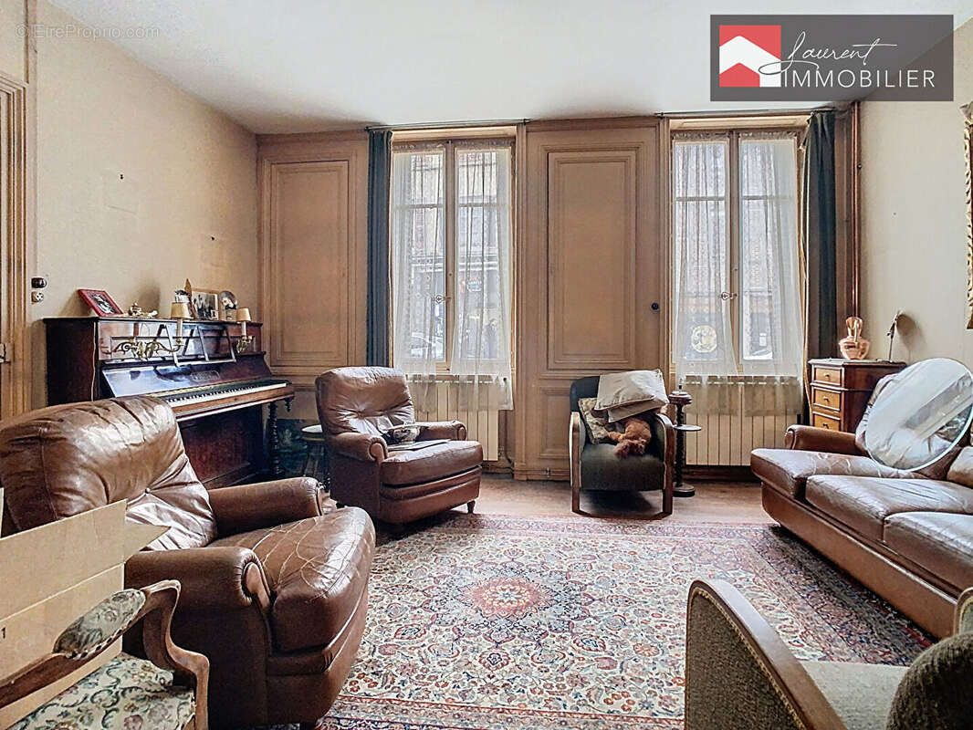 Maison à PONT-DE-VAUX