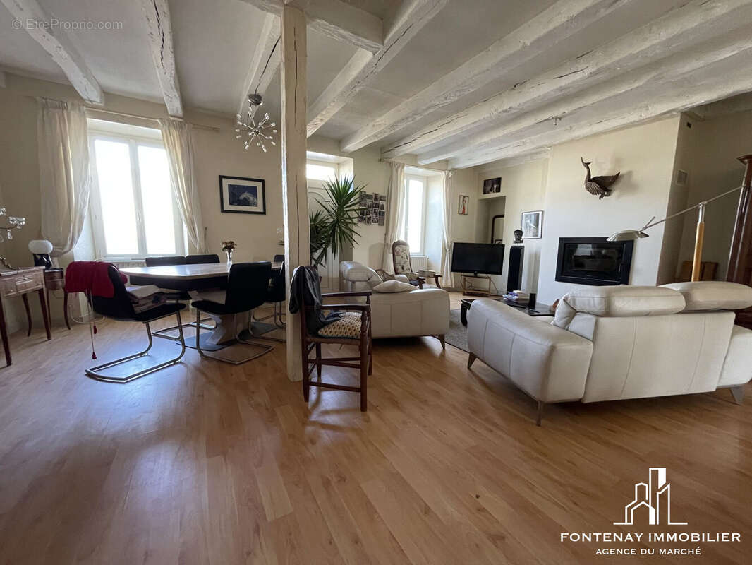 Maison à FONTENAY-LE-COMTE