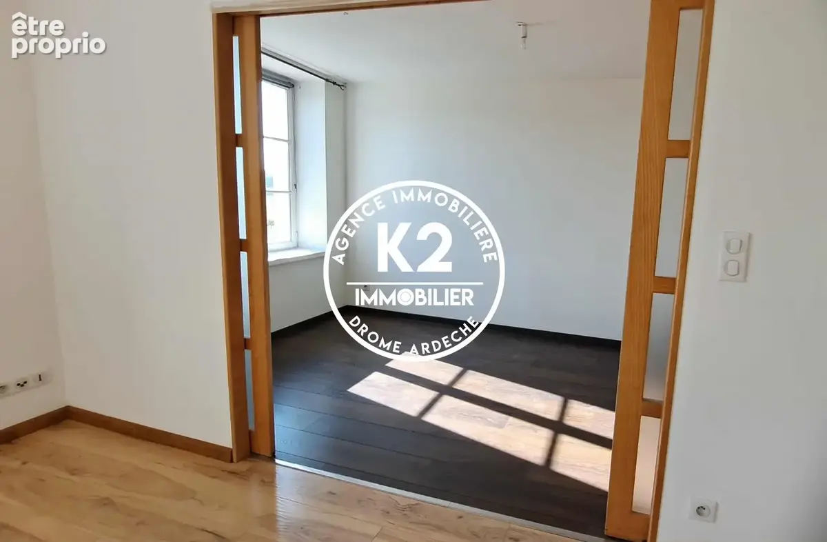 Appartement 4 pièces 109 m² à vendre à Montboucher-Sur-Jabron (26740) - photo 3