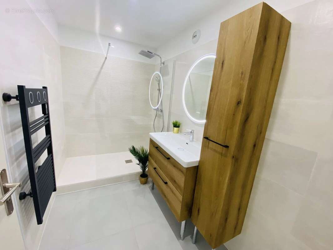 Appartement à SALON-DE-PROVENCE