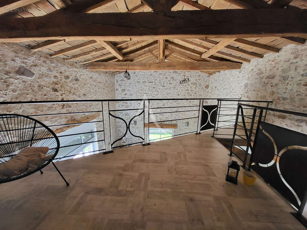 Maison à LE POIRE-SUR-VIE