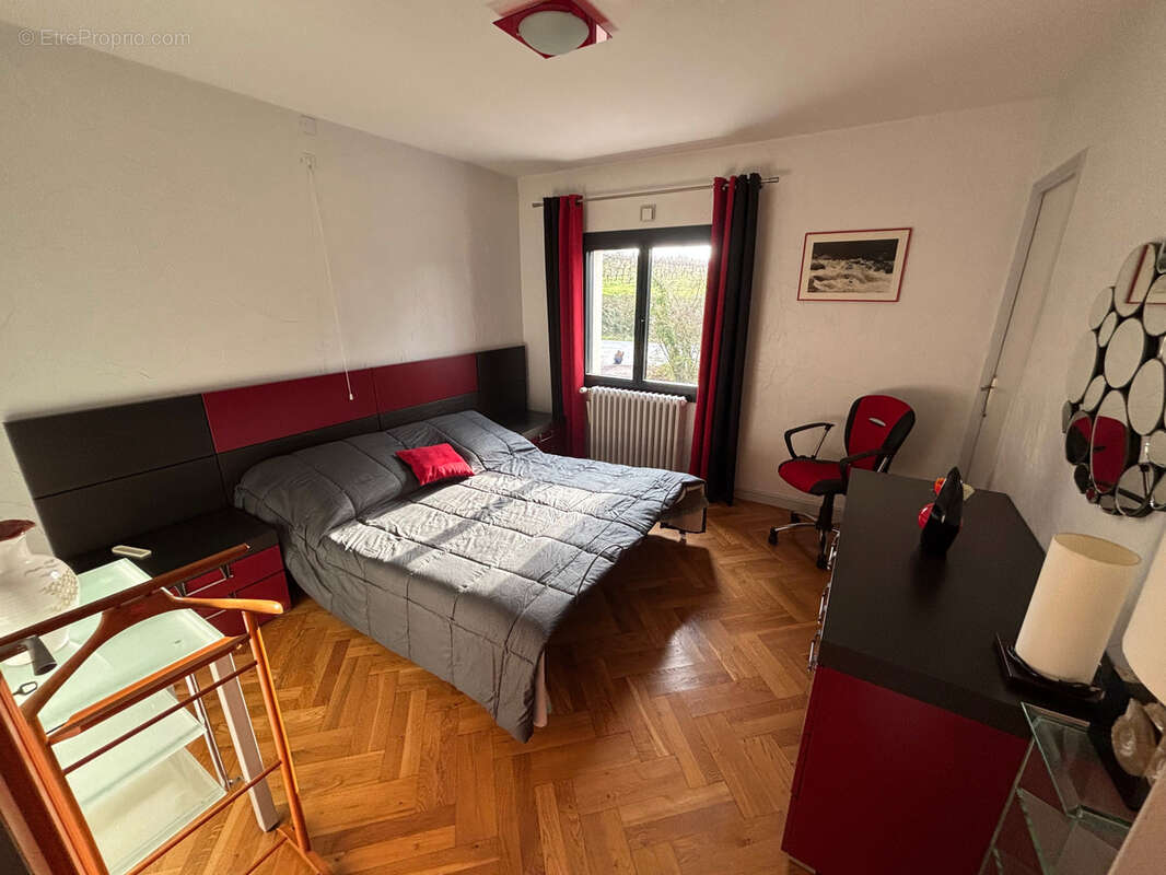 Maison à CHAMP-SUR-LAYON