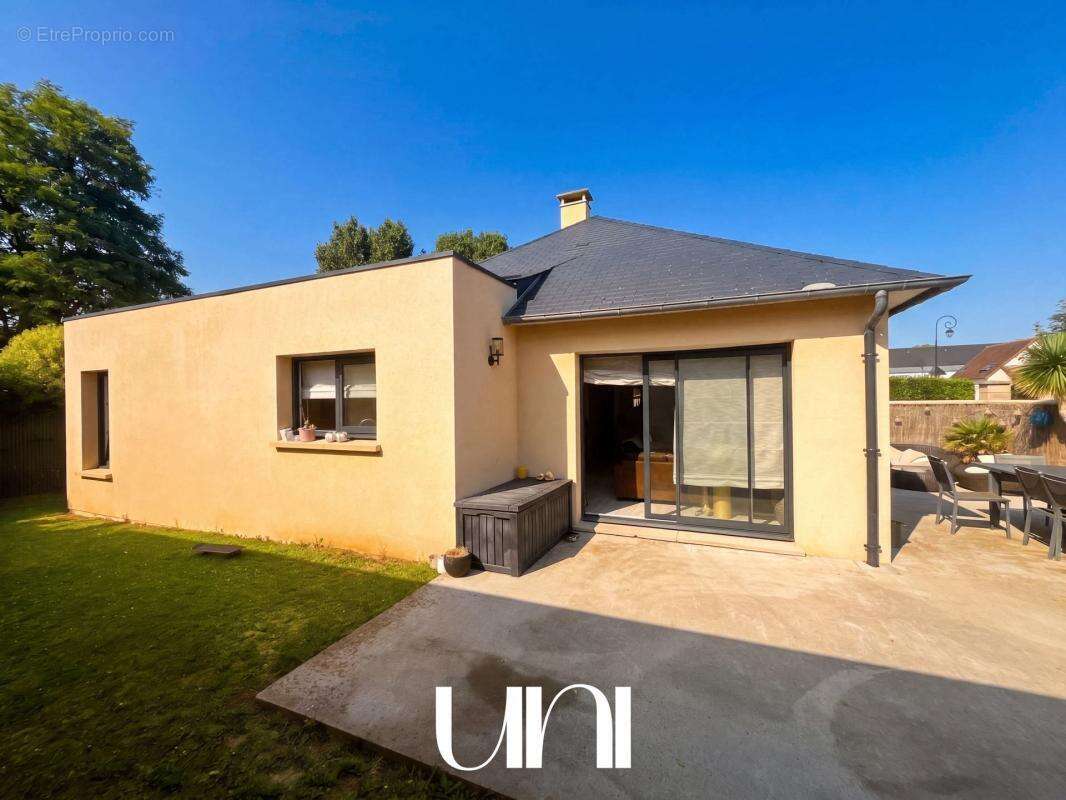 Maison 128 m² à Fontaine-Etoupefour  - photo 18