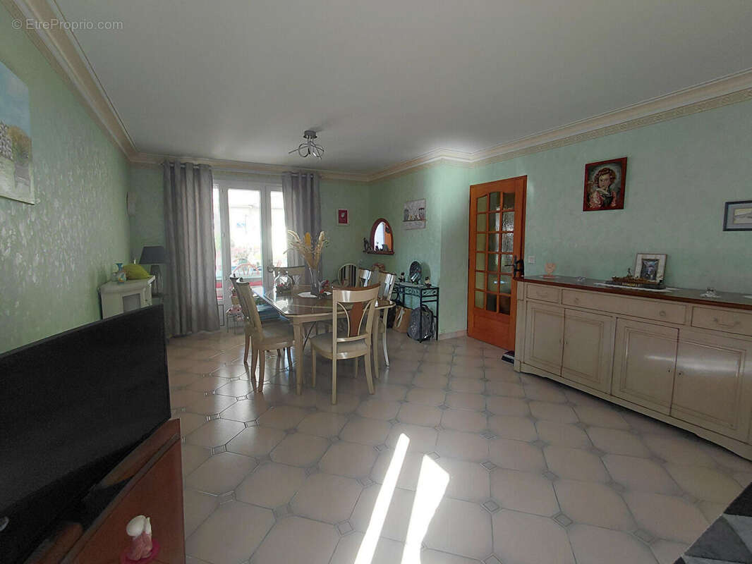 Maison à LAVAL