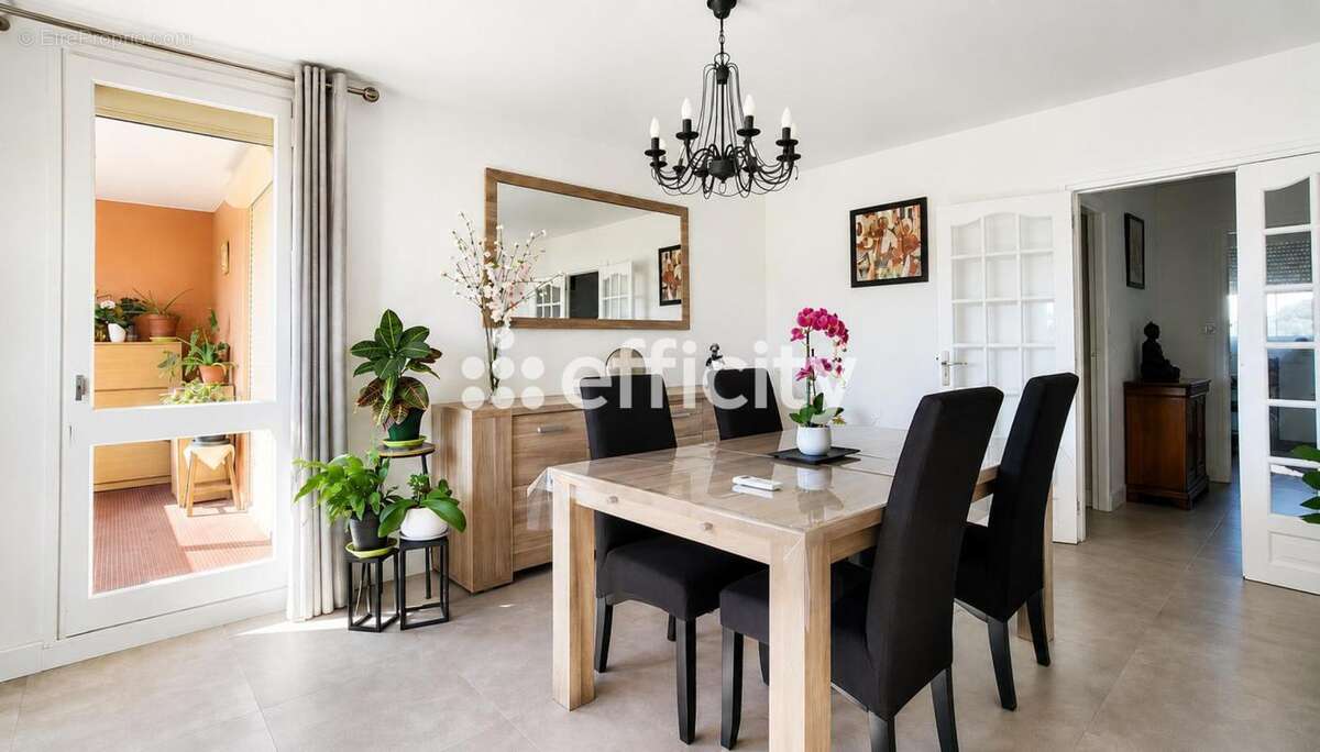 Appartement à MARSEILLE-11E