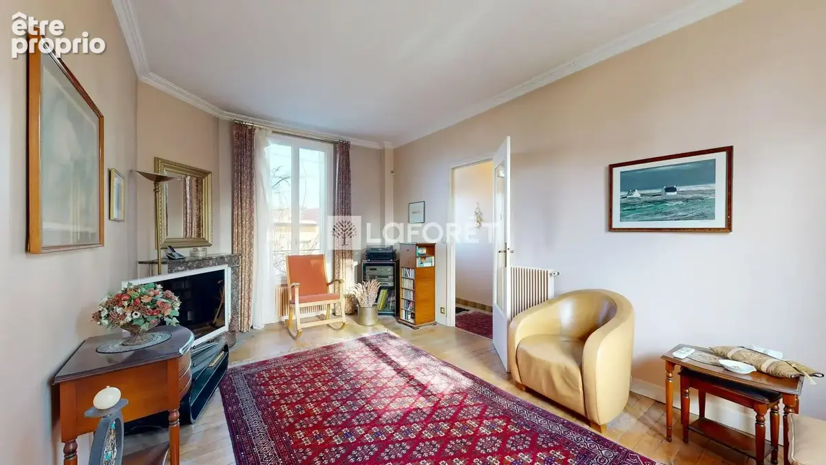 Maison années 30 avec sous-sol, garage et jardin spacieux - photo 3