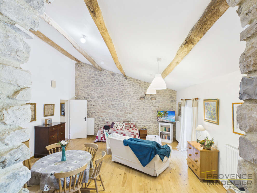 Maison à MARSANNE