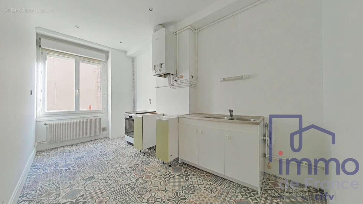 Appartement à SAINT-ETIENNE